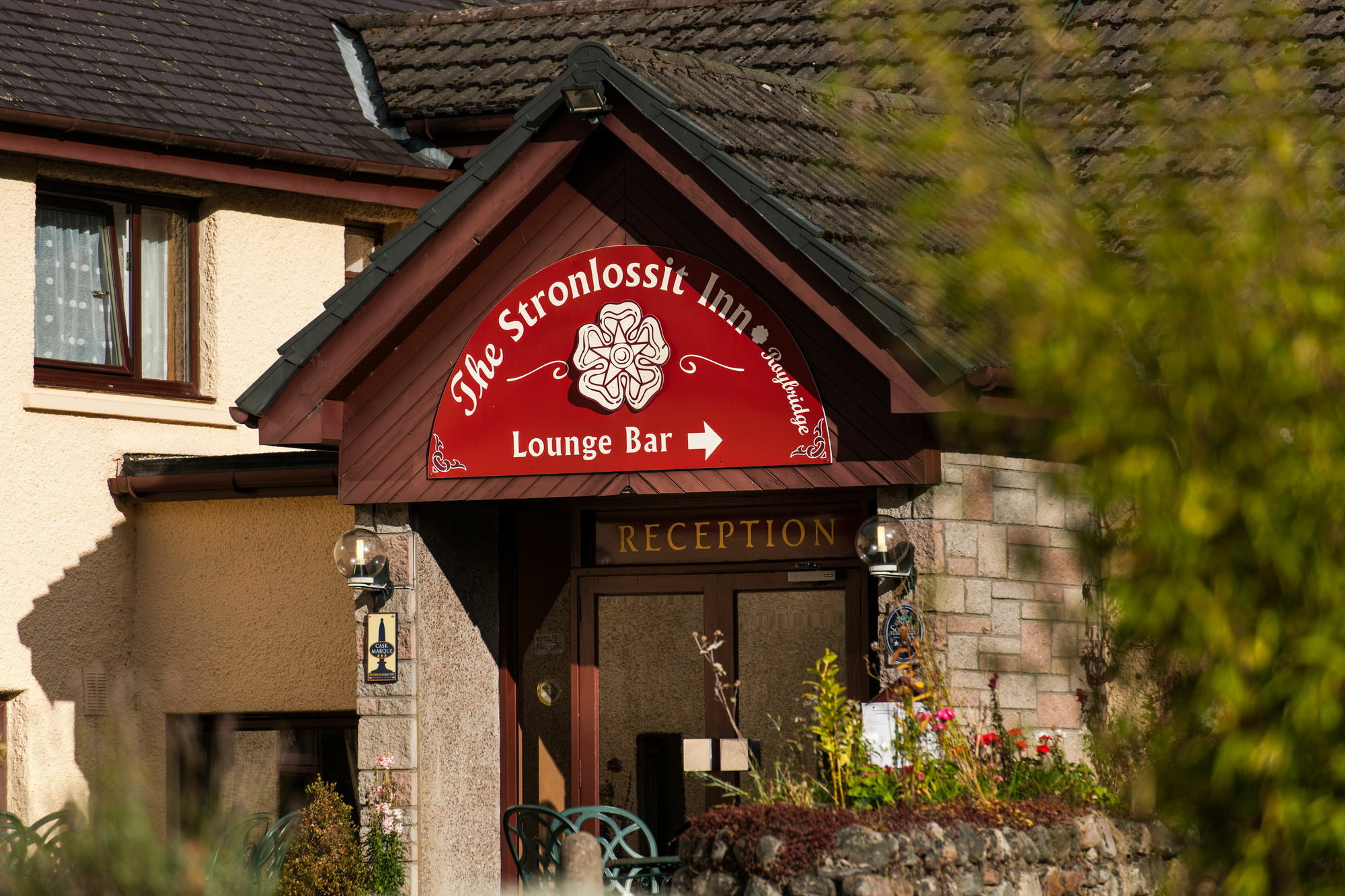 The Stronlossit Inn Fort William Exterior foto